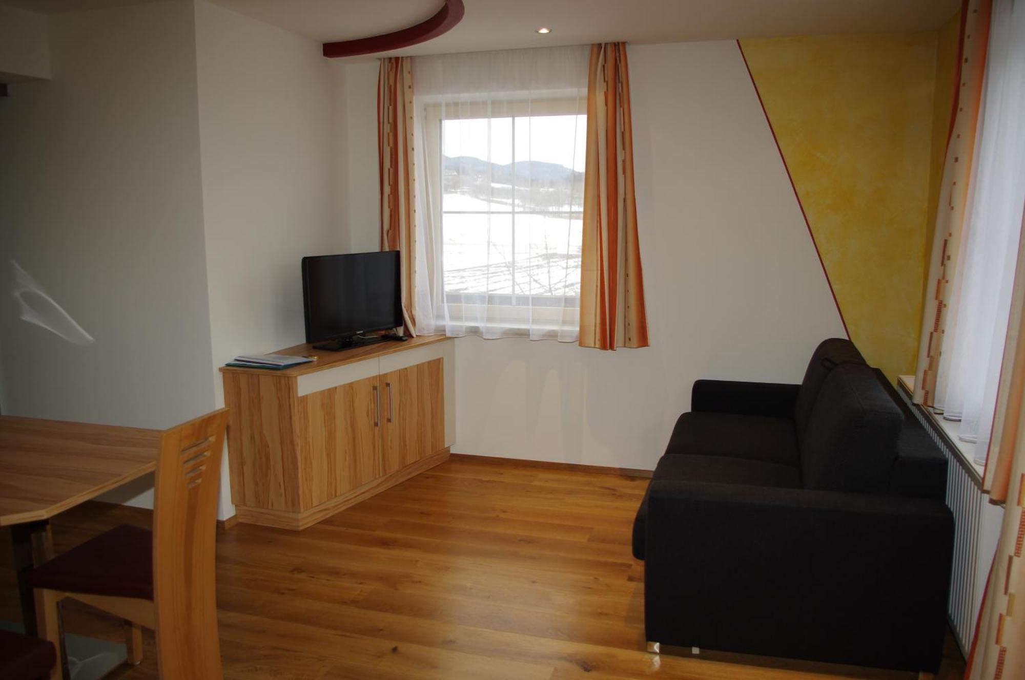 Ulnhof Apartment Mariapfarr Bagian luar foto